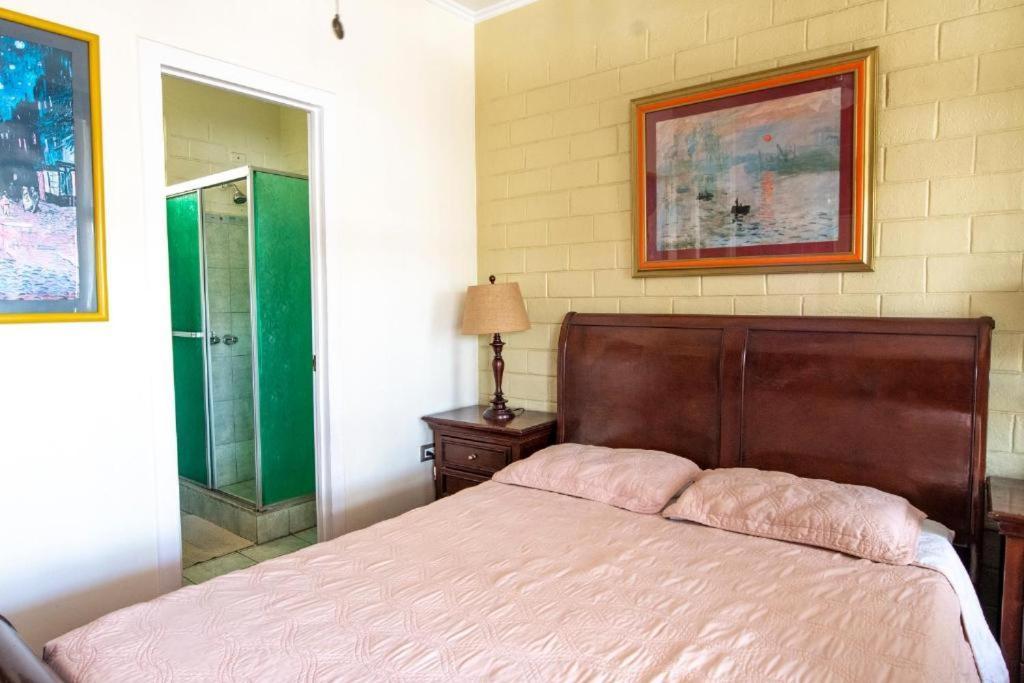 Sura Bed And Breakfast Сан-Хосе Экстерьер фото