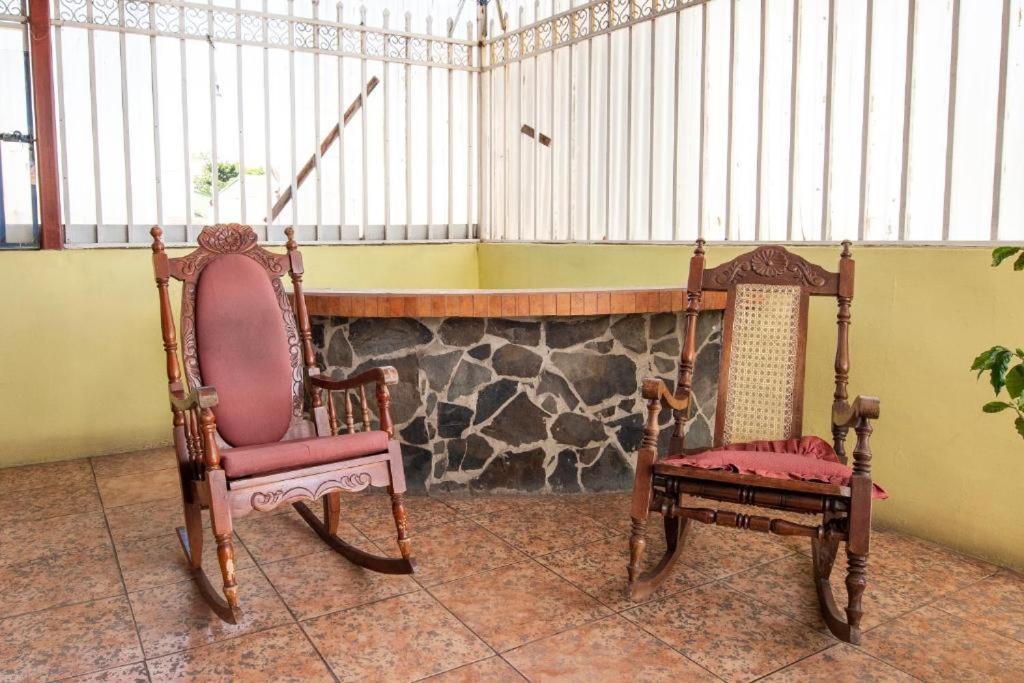 Sura Bed And Breakfast Сан-Хосе Экстерьер фото