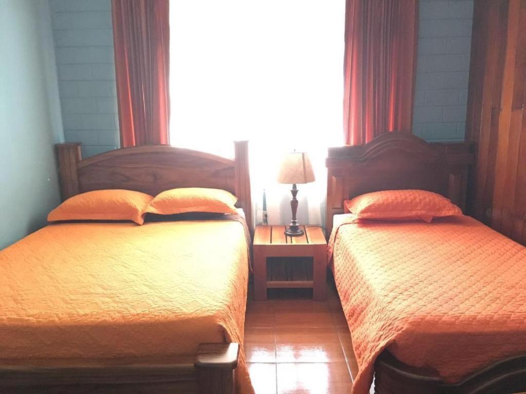 Sura Bed And Breakfast Сан-Хосе Экстерьер фото